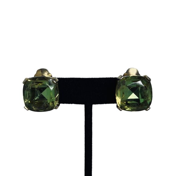 Zentall Large Gold Tone And Light Green Glass Clip On Earrings Signed (5233) - Picture 2 of 6